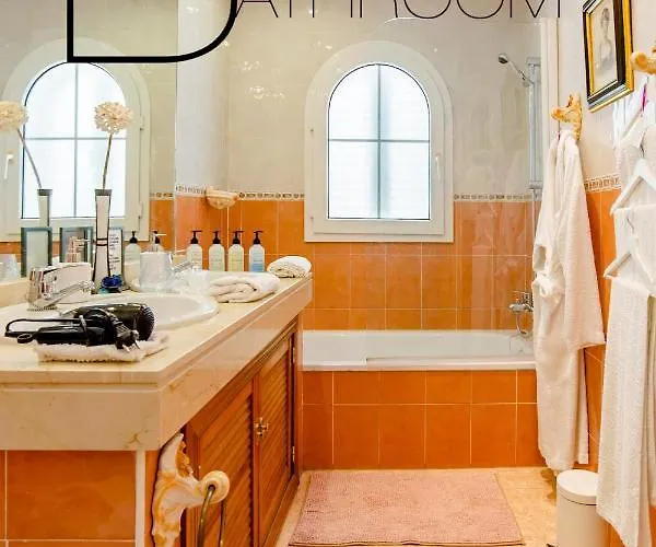 Quarto em Acomodações Particulares Oceanika By Z&ole Torremolinos