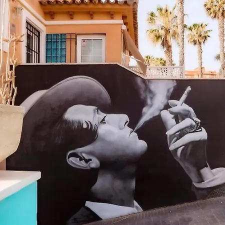 Проживання в сім'ї Z&ole Торремолінос